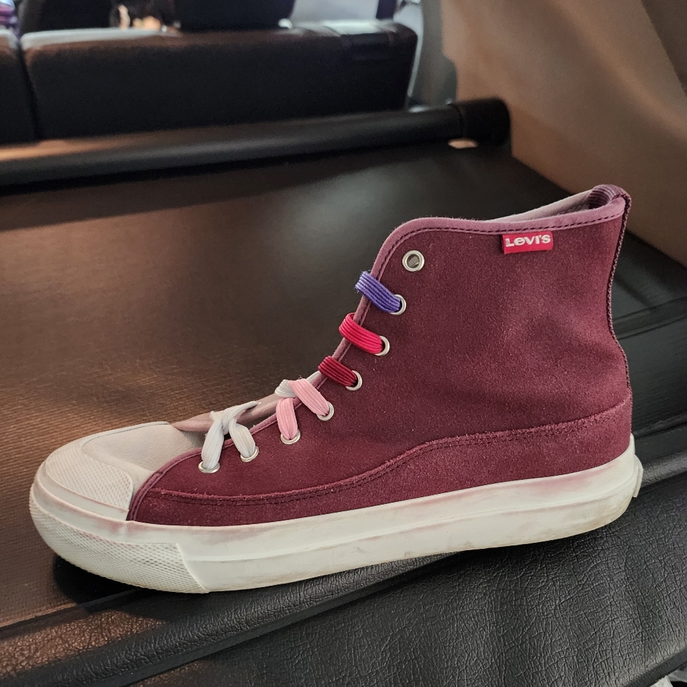 Levi's Burgundy High-Top Sneakers